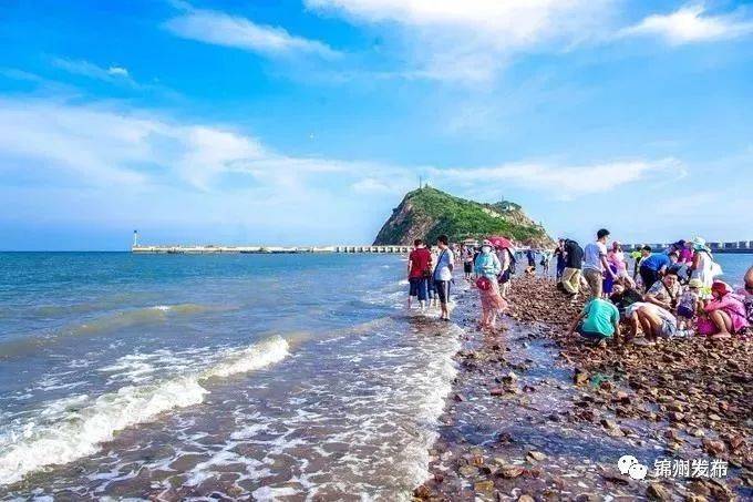 坐落在锦州滨海新区笔架山景区东侧,是锦州地区首家大型水上游乐场