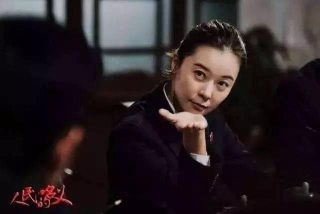 人民的名义陆亦可化身旗袍美女俏皮可人