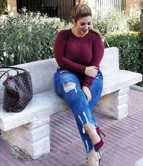 210斤大码模特,体态丰腴,曲线迷人,健身不为减肥_体重_身材_生活