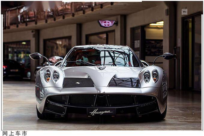 帕加尼huayra海外实拍全碳车身鸥翼门你爱了吗