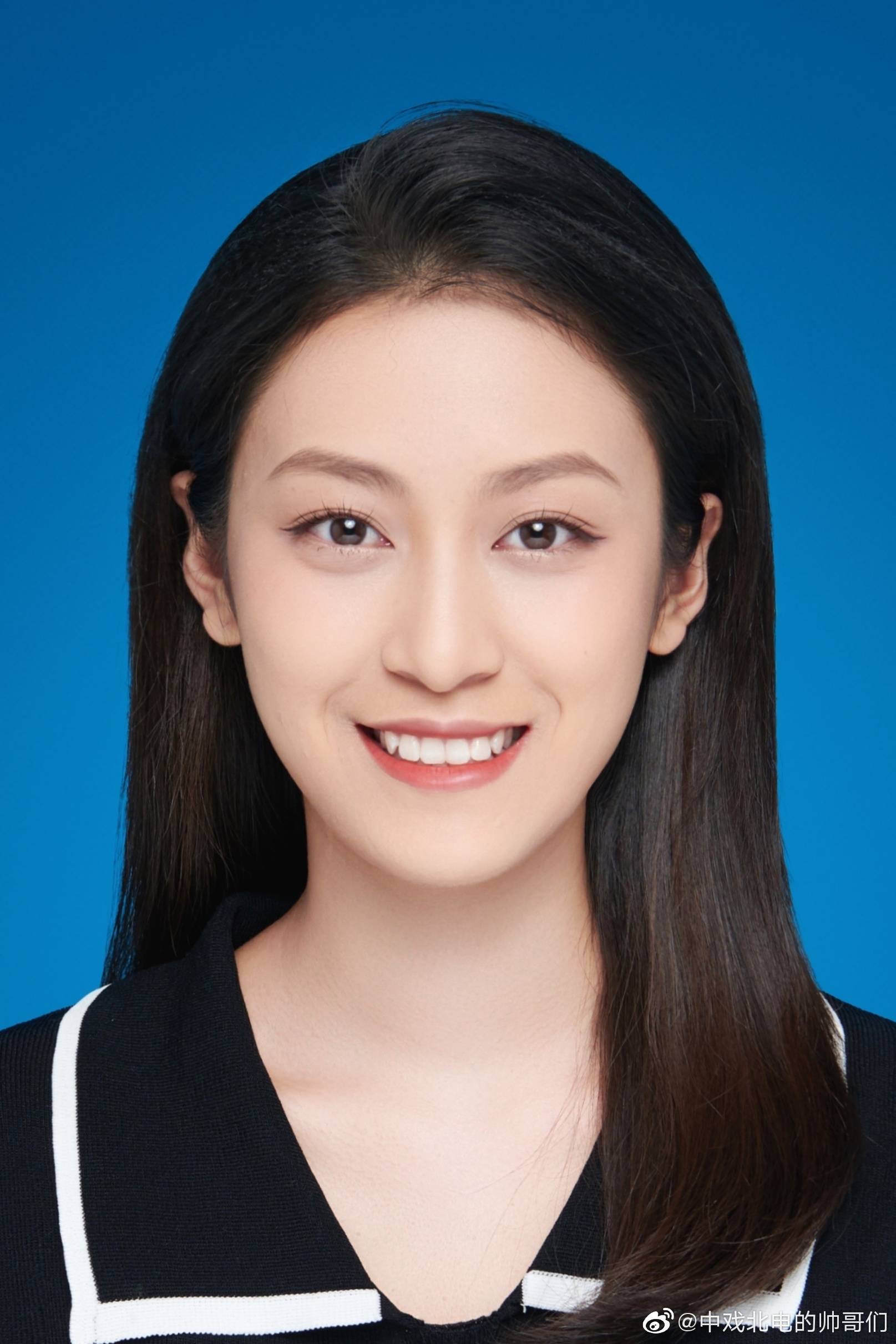 拿到证件照底片,对拍照效果不满意的同学们……_备考_先用_播音