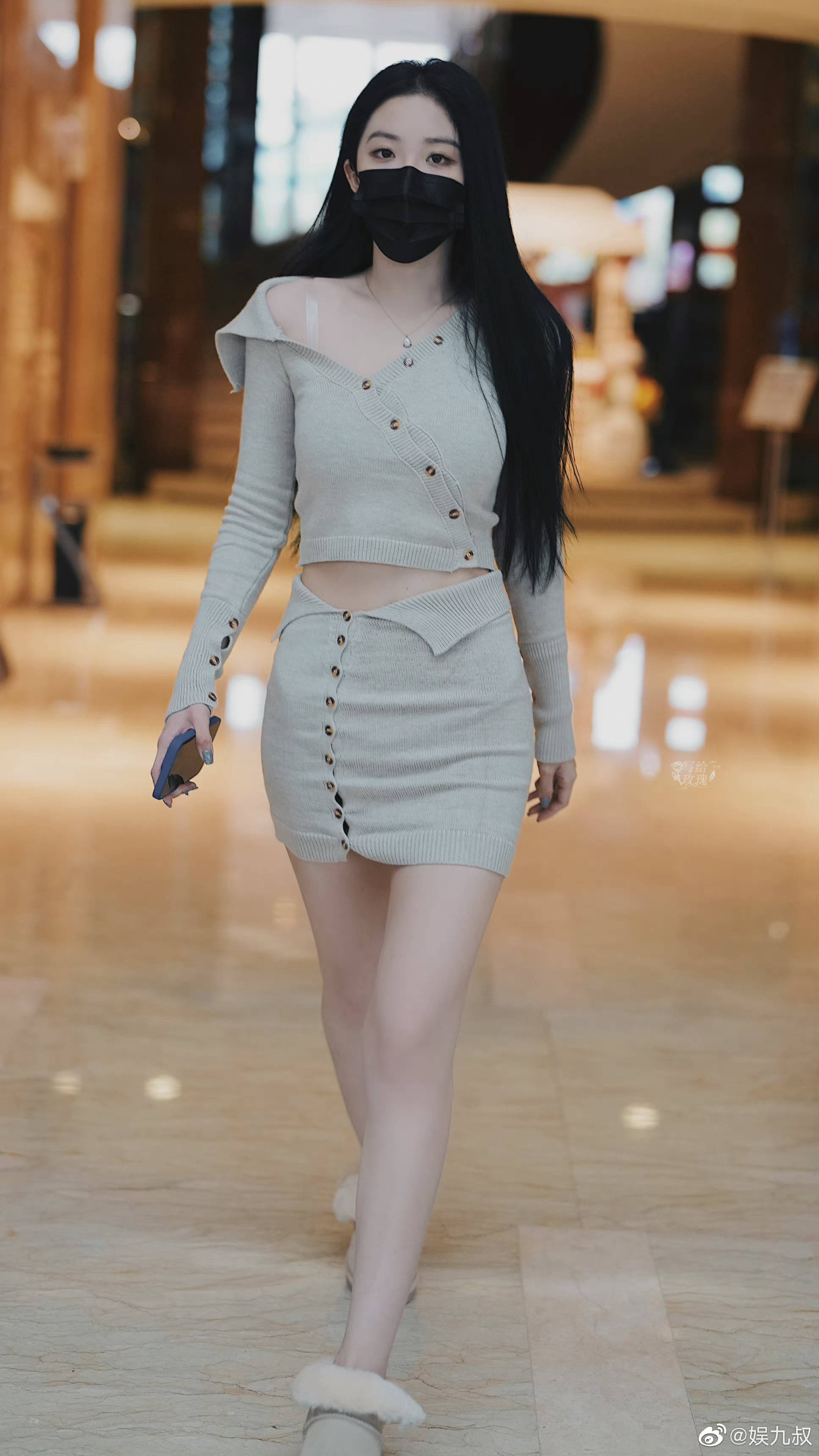 喻言今日份饭拍图~ 九敏!98言言子身材太辣了