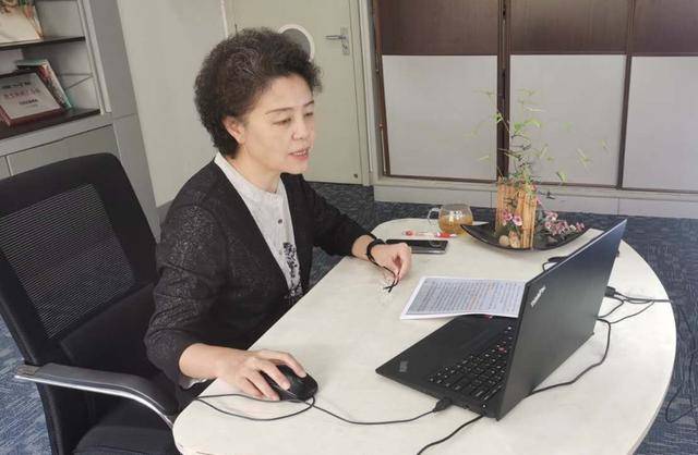 百年师范育英才丨天津市实验中学教师董耘:躬身只为栋梁事,情系成长伴