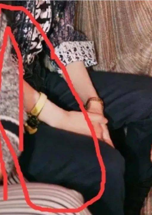 苏芒|曹德旺一张饭局私照流出，打脸多少人：你以为的人脉，都是假的