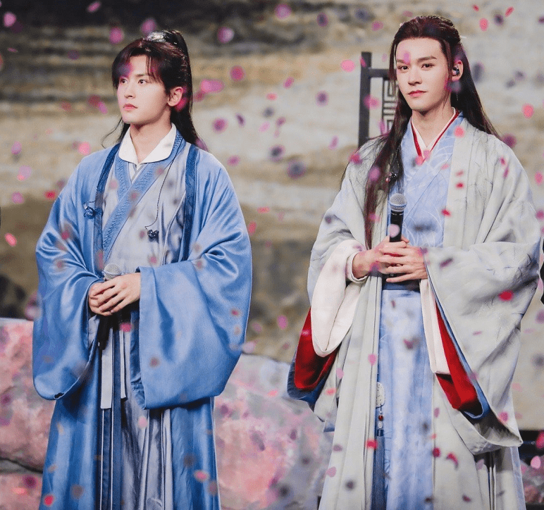 继雨果奖获得者后,又一位知名作者喊话要为龚俊写剧本_张哲瀚_郝景芳