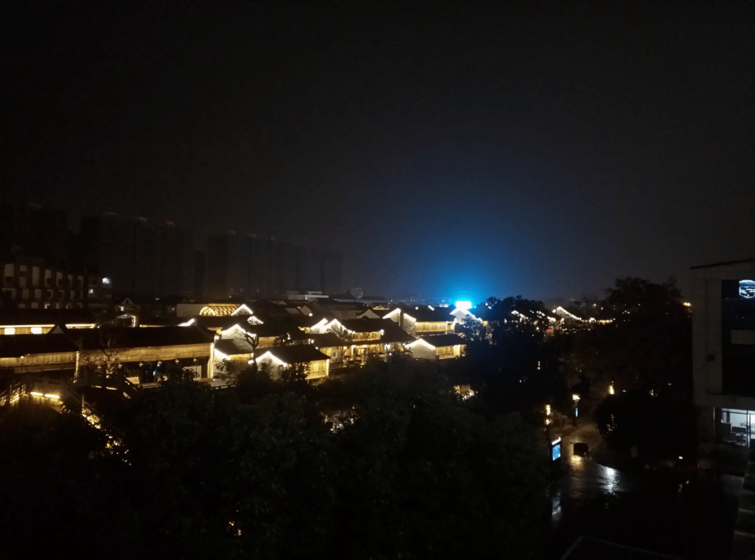 后盖|差友们最怀念的小众手机，一开始比小米还小米。。。