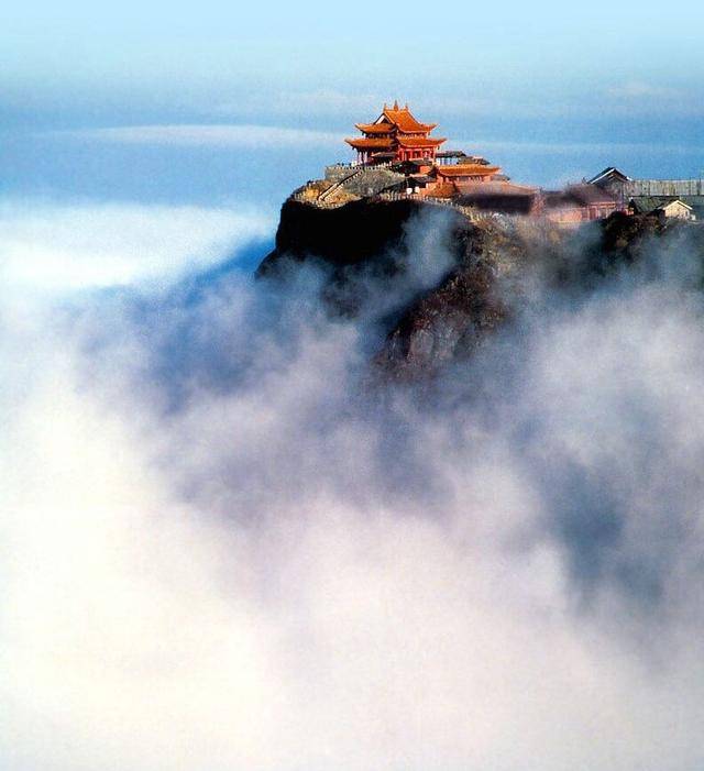 峨眉山景區免門票,千載難逢的好機會:不去薅羊毛都對不起自己_雲海