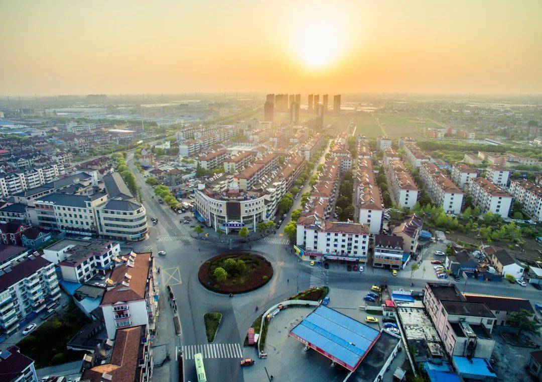 践行"人民城市人民建,人民城市为人民"重要理念,四团民生事业蓬勃发展