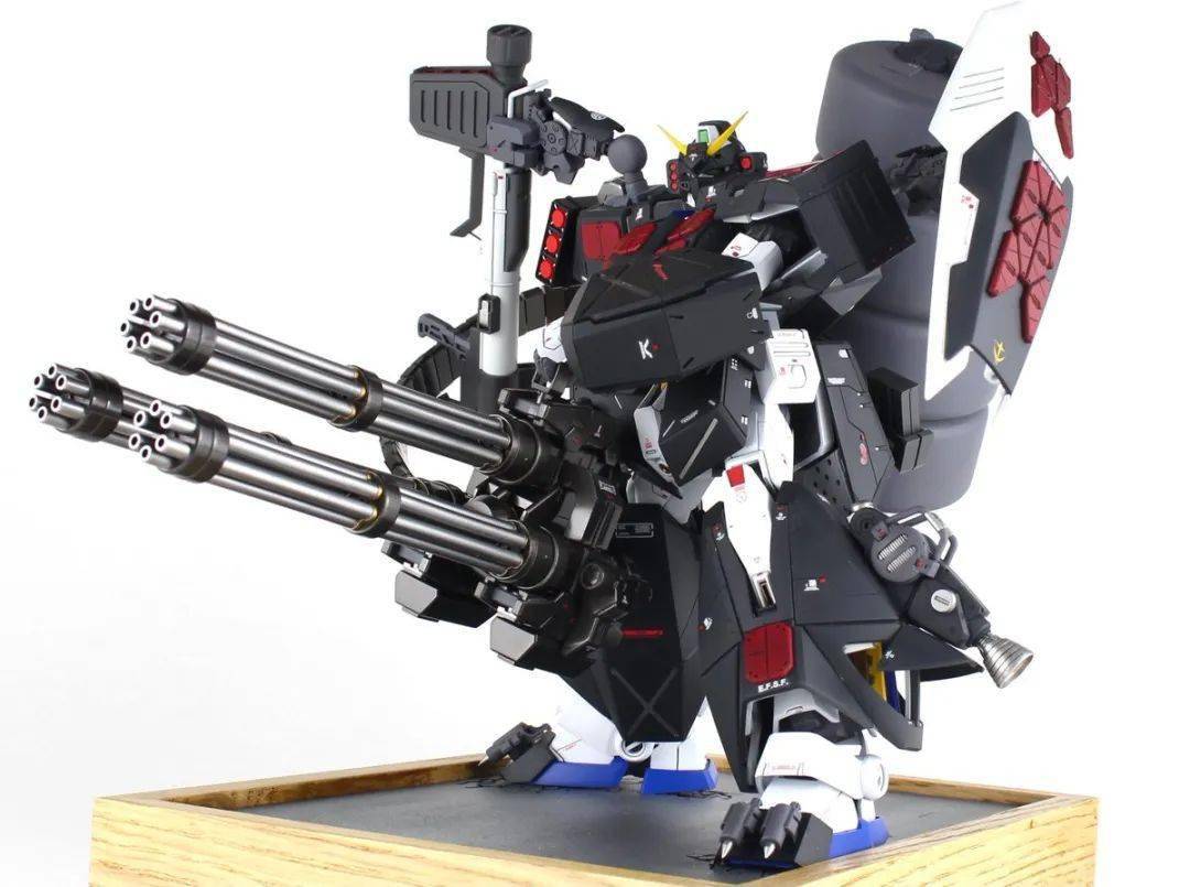 高达nt-1重装改造,这哪还用担心火力不足?_加特林_公众_来稿