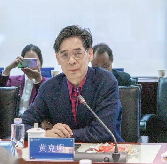 广东华商技工学校崔险峰总校长一行莅临我校参观交流_黄克明_岭南