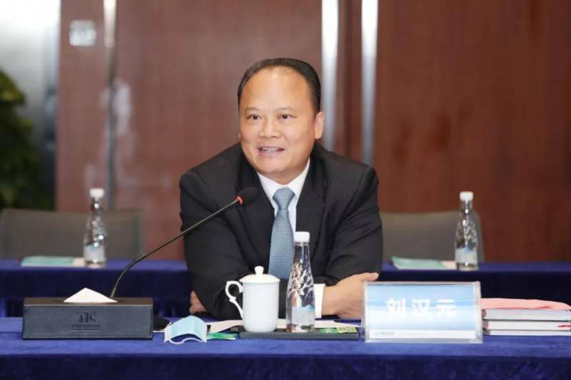 云南省保山市委杨军书记一行莅临通威考察