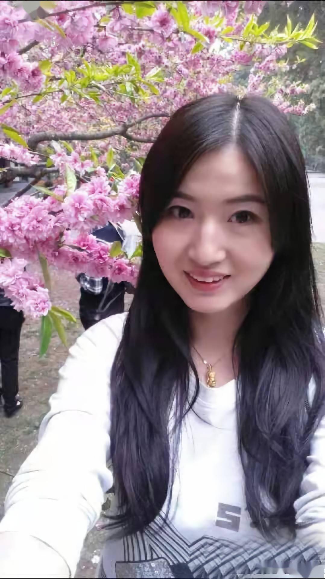 梁天云:1米97大美女,因情退出女篮,2014年嫁矮个东北农村小伙
