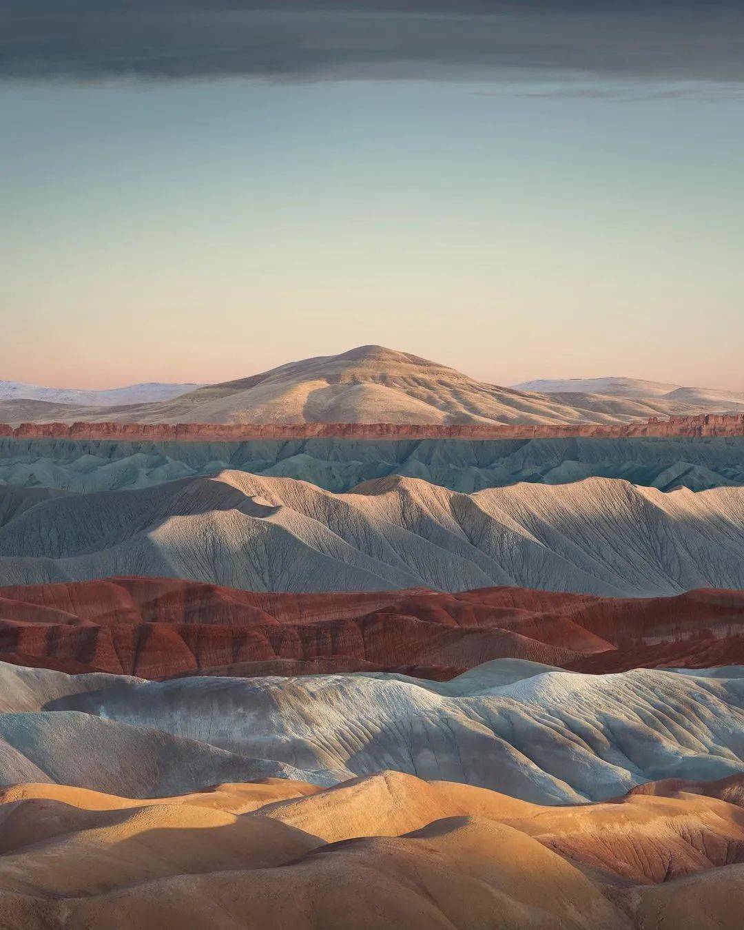 他的作品创造了一种新奇,独特的观感体验_哈苏_by_photo