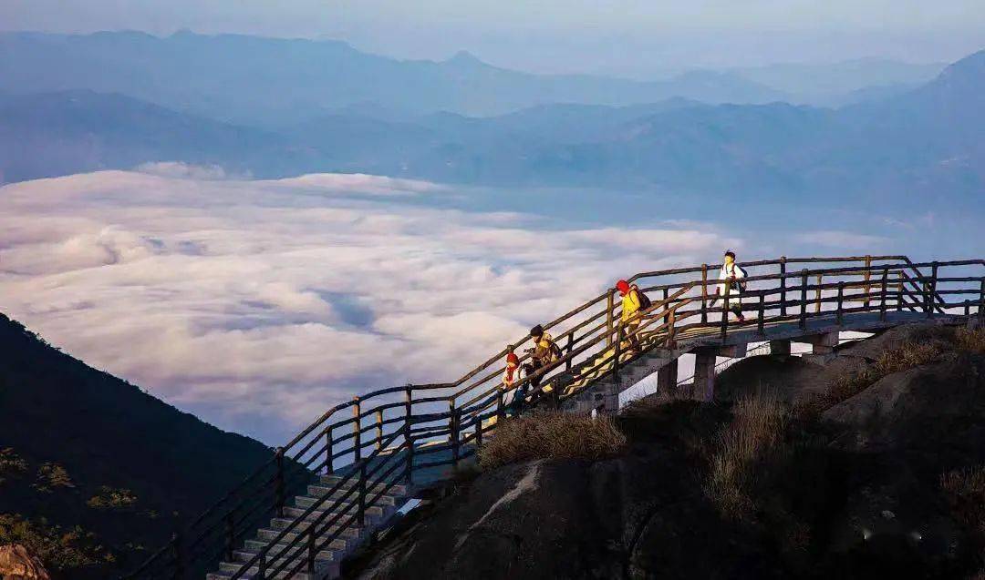 小西埕,閩臺緣博物館,洛陽橋,清源山, 泉州德化遊石牛山全景主峰二