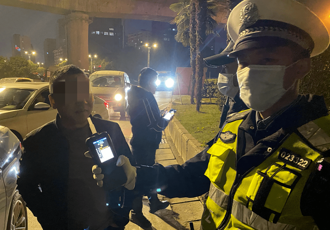 二次酒驾无证驾驶交警重罚