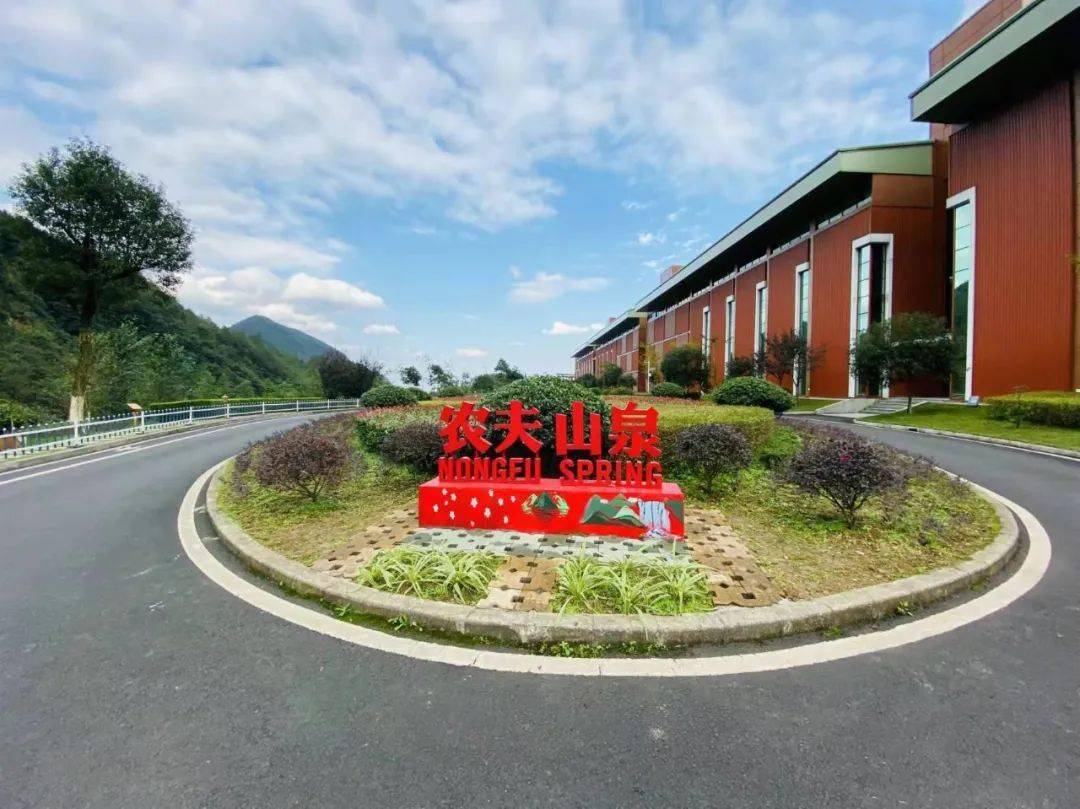 农夫山泉峨眉工厂招聘员工68人!_相关_专业_公司
