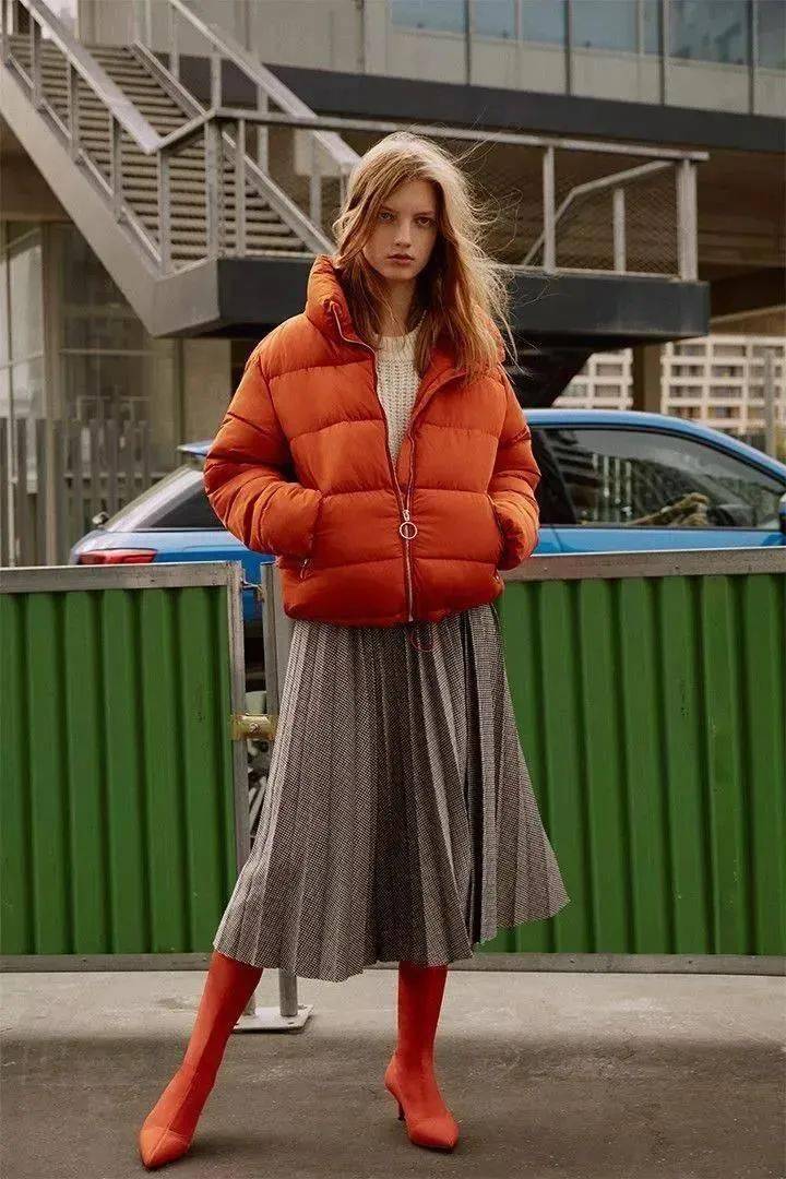 整体 普通羽绒服怎么穿出时髦感?5个小思路,效果超惊艳!