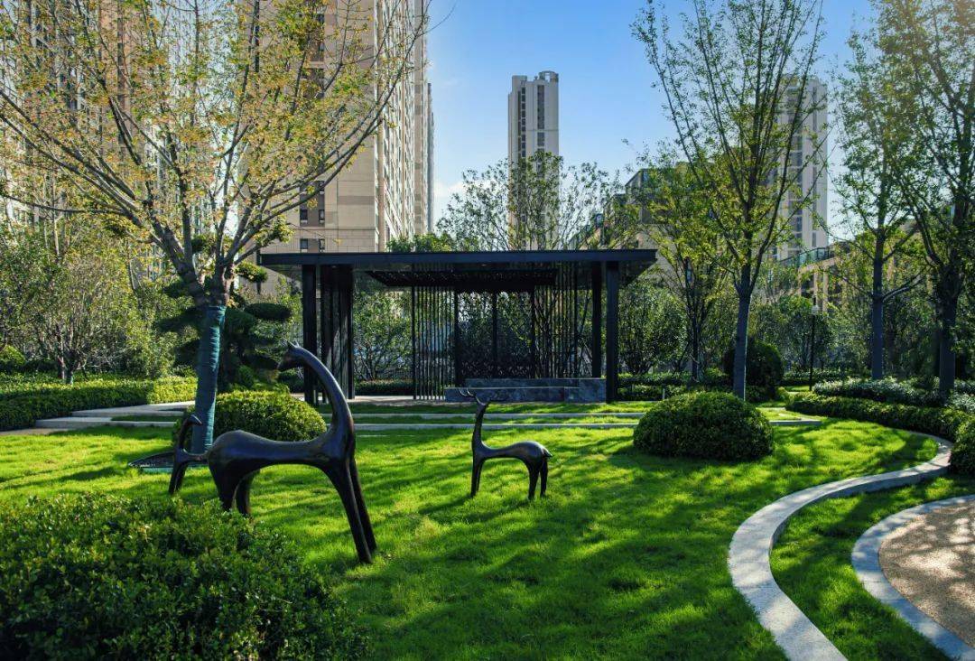 项目信息项目名称:中海 · 青岛观澜庭委托业主:中海地产业主管理团队