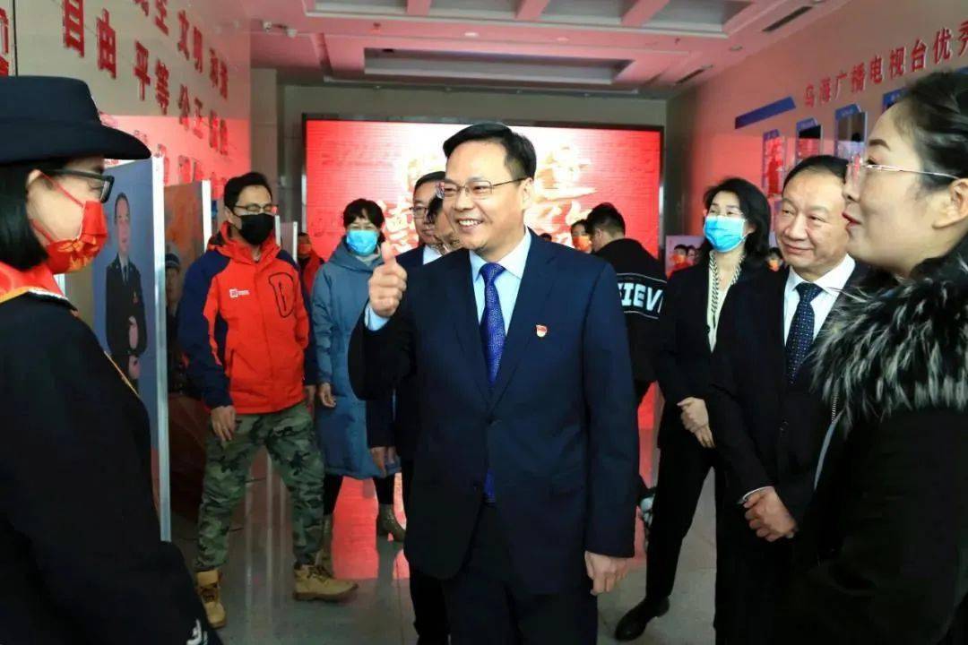 乌海公安5人上榜,1人获自治区殊荣!_内蒙古_海南区_服务
