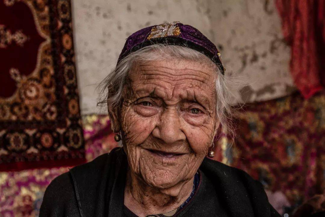 135岁的老人长寿秘诀在哪里●【跟踪纪实】_生活_时间_阿丽