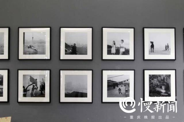 张一白导演摄影作品昨(17日)晚近19时,寒冬的夜早已笼罩山城,白日的