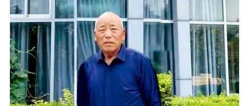记我的老师刘安林先生（刘老师写得一手好字，吹、拉、 弹、唱样样精通）_右手_师母_左手