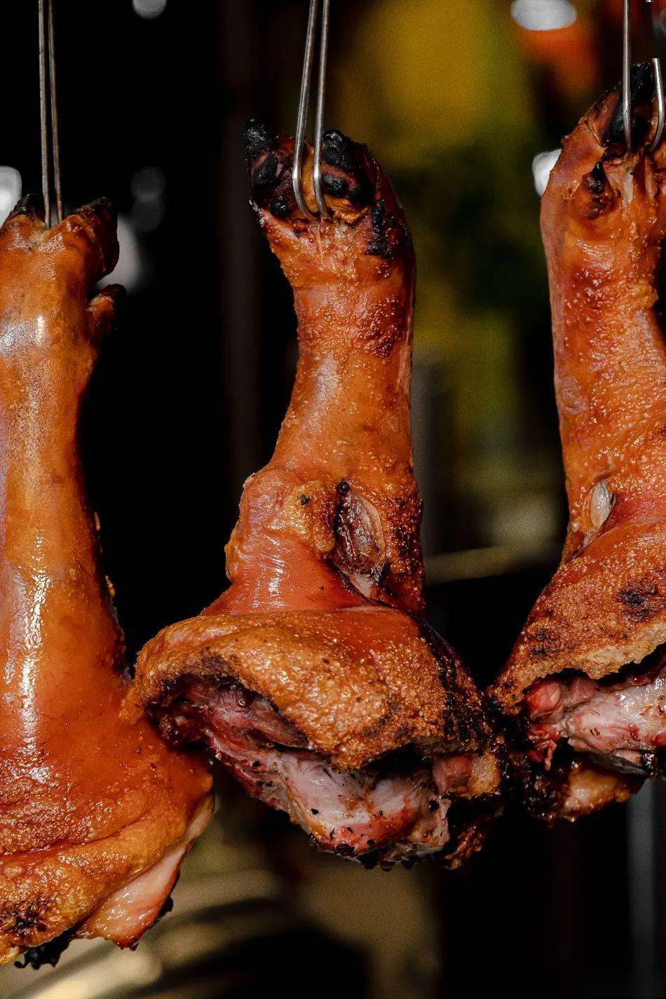 胖雄又玩出新花样酸汤脆皮猪脚脆皮五花肉上线食肉大满足