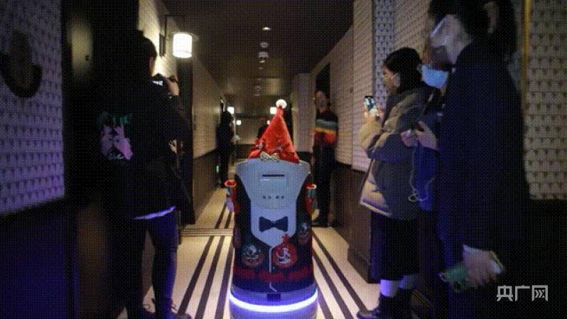 科技展|瞄准“住中服务”，锦江都城酒店联手云迹科技展现数字酒店新范式
