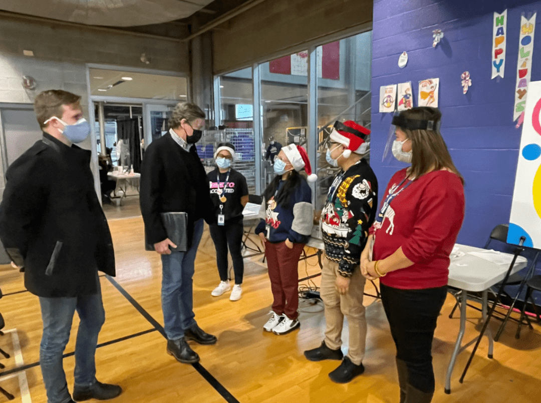 太爱疫苗多伦多人圣诞节冲去打第三针接种率已达276