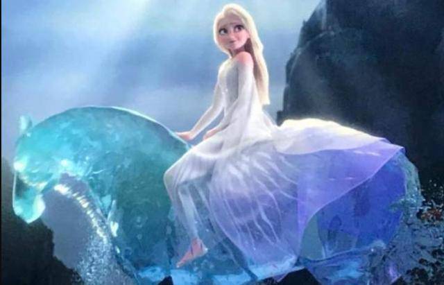 迪士尼公主:艾莎女王72变,萝莉御姐样样有,网友:我全都要!_版本_安娜_