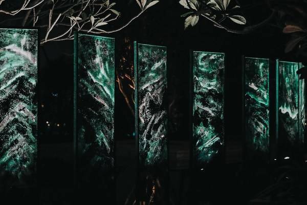 空间|七尚酒店户外自然艺术空间 吴观真个展“恍惚 FLOW IN TRANCE”