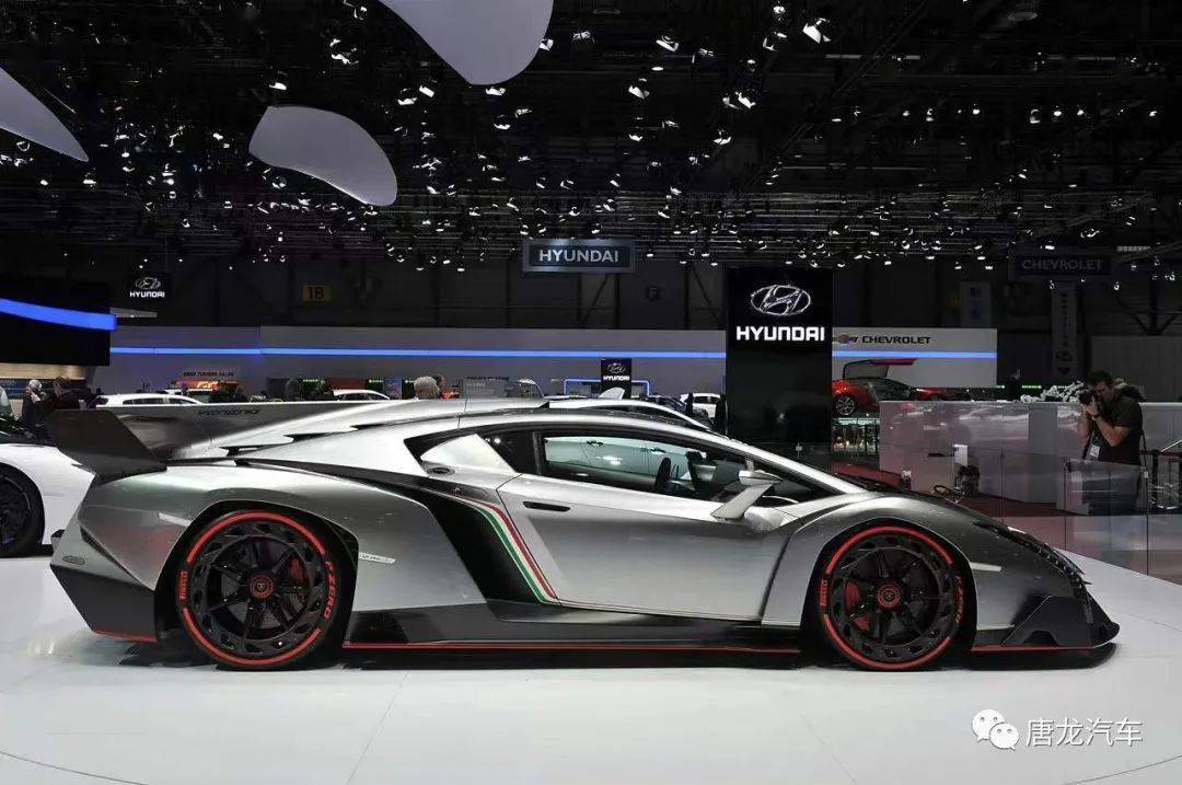 命名来源于一头历史速度最快的西班牙斗牛lamborghiniveneno1of3海外