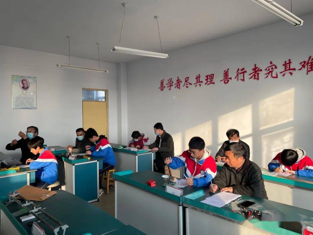 工作推进 中小学生理科实验操作技能检测圆满收官 初中 理化 全县