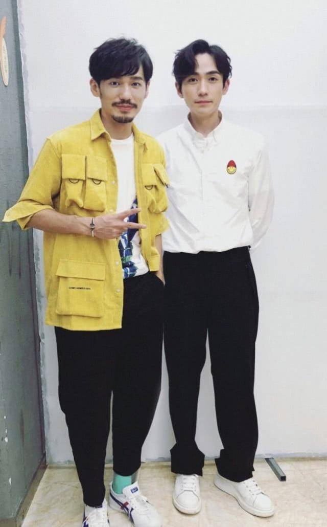 甚至在很长一段时间里，大家都觉得白宇和朱一龙应该有互动才是正确的，