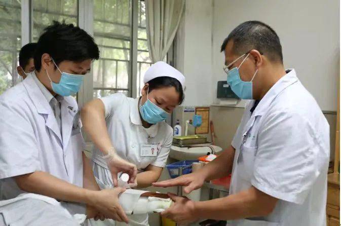 手術|骨折一定要開刀做手術？一文看懂中醫正骨有哪些神奇之處