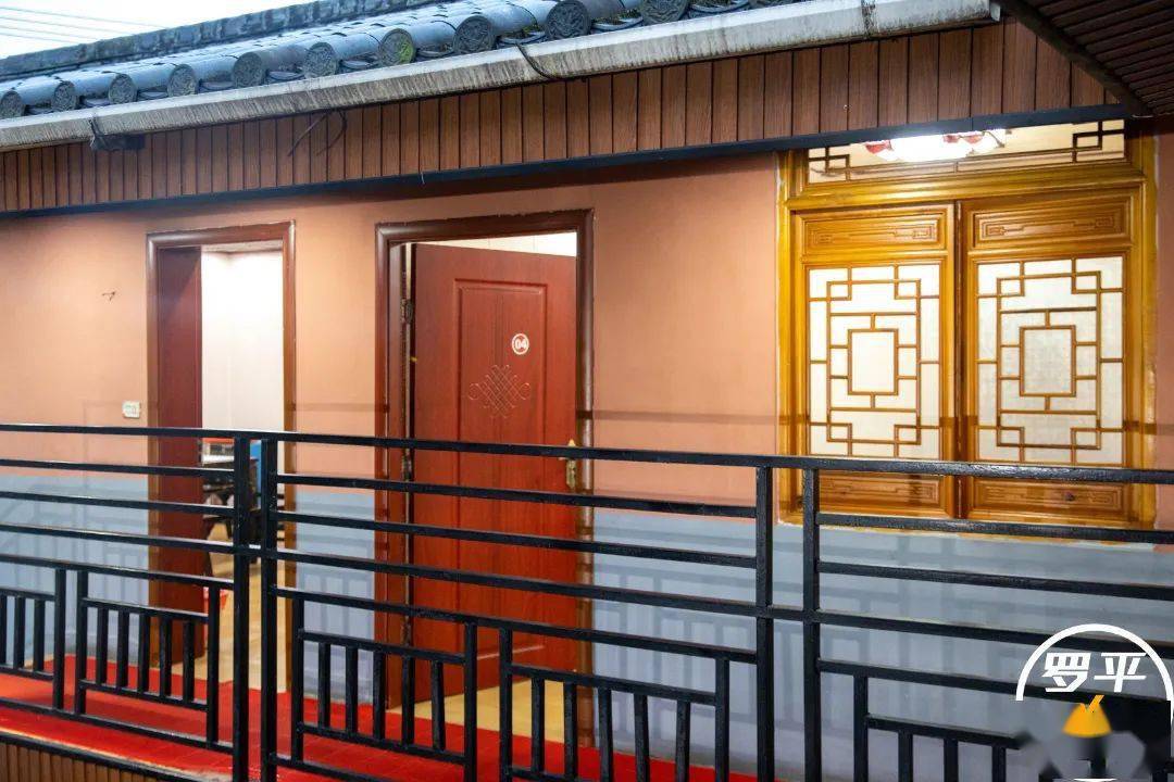 罗平很神秘的一家餐厅!藏在巷子深处!