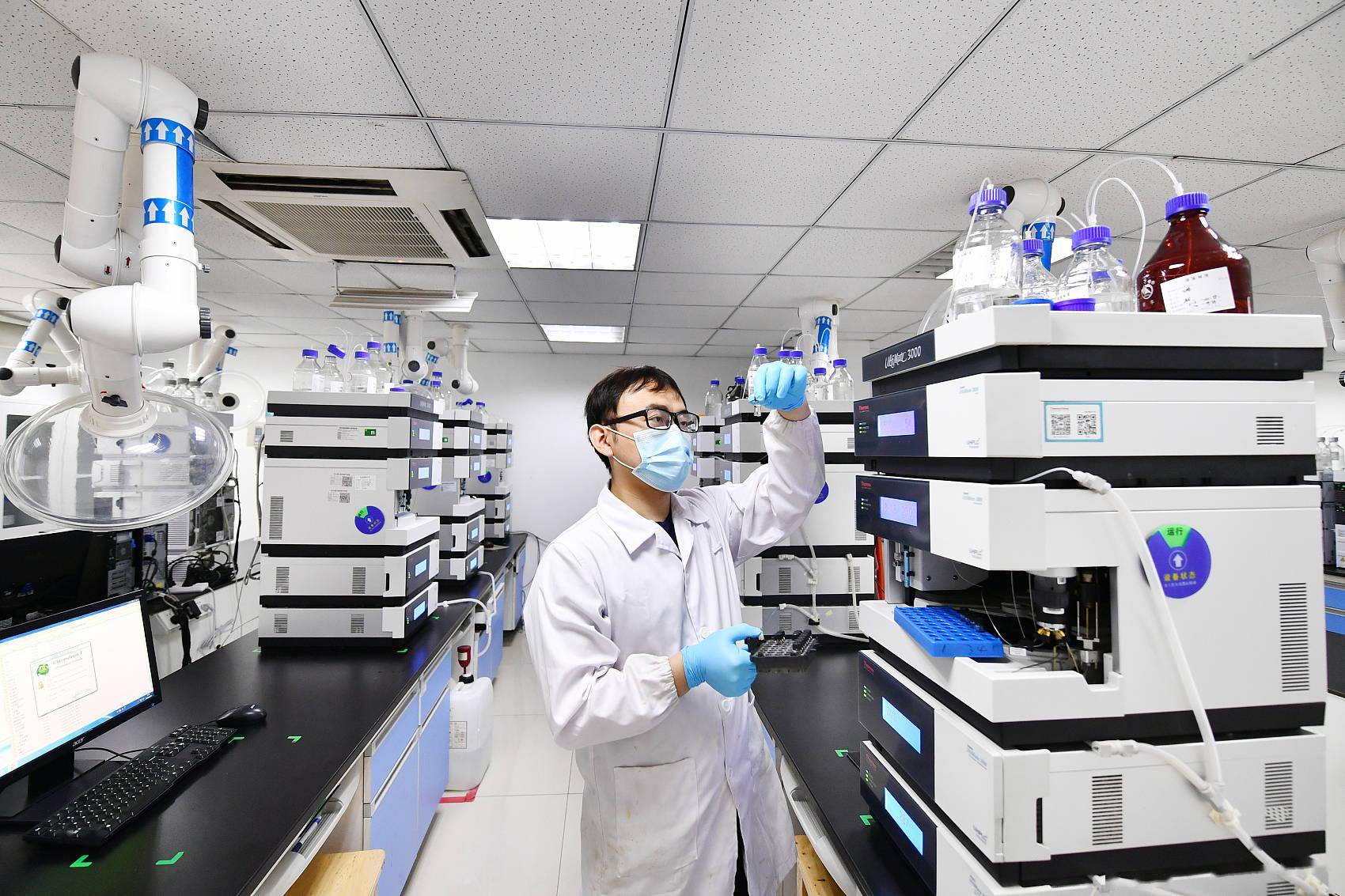 三年亏7亿,66岁博士身家10亿_药物_陆阳_核酸