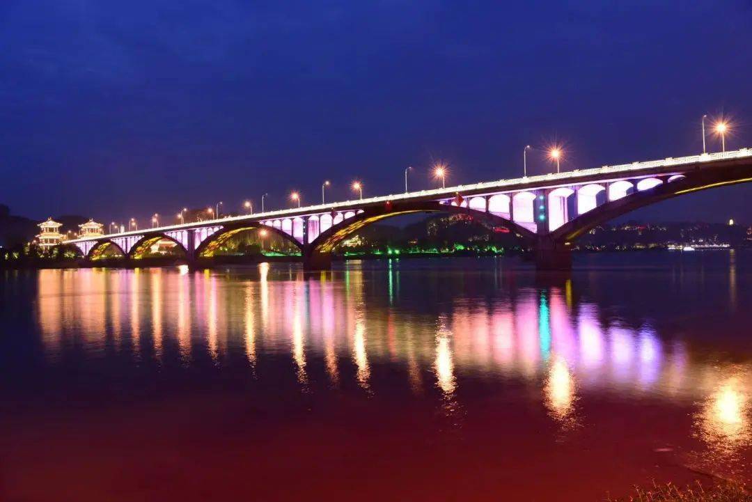 b6489017fb13440dbe6f49031a22844c.jpeg
