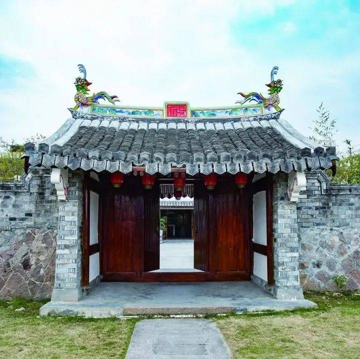 项东有一处中西合璧的大宅院_杉木_项显奎_木料
