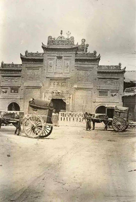 120年前的乌鲁木齐喀什伊犁是什么样看完这些老照片你一定大开眼界