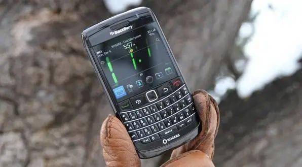 手机|BlackBerry OS 设备将终止服务支持，手里的黑莓「没用」了