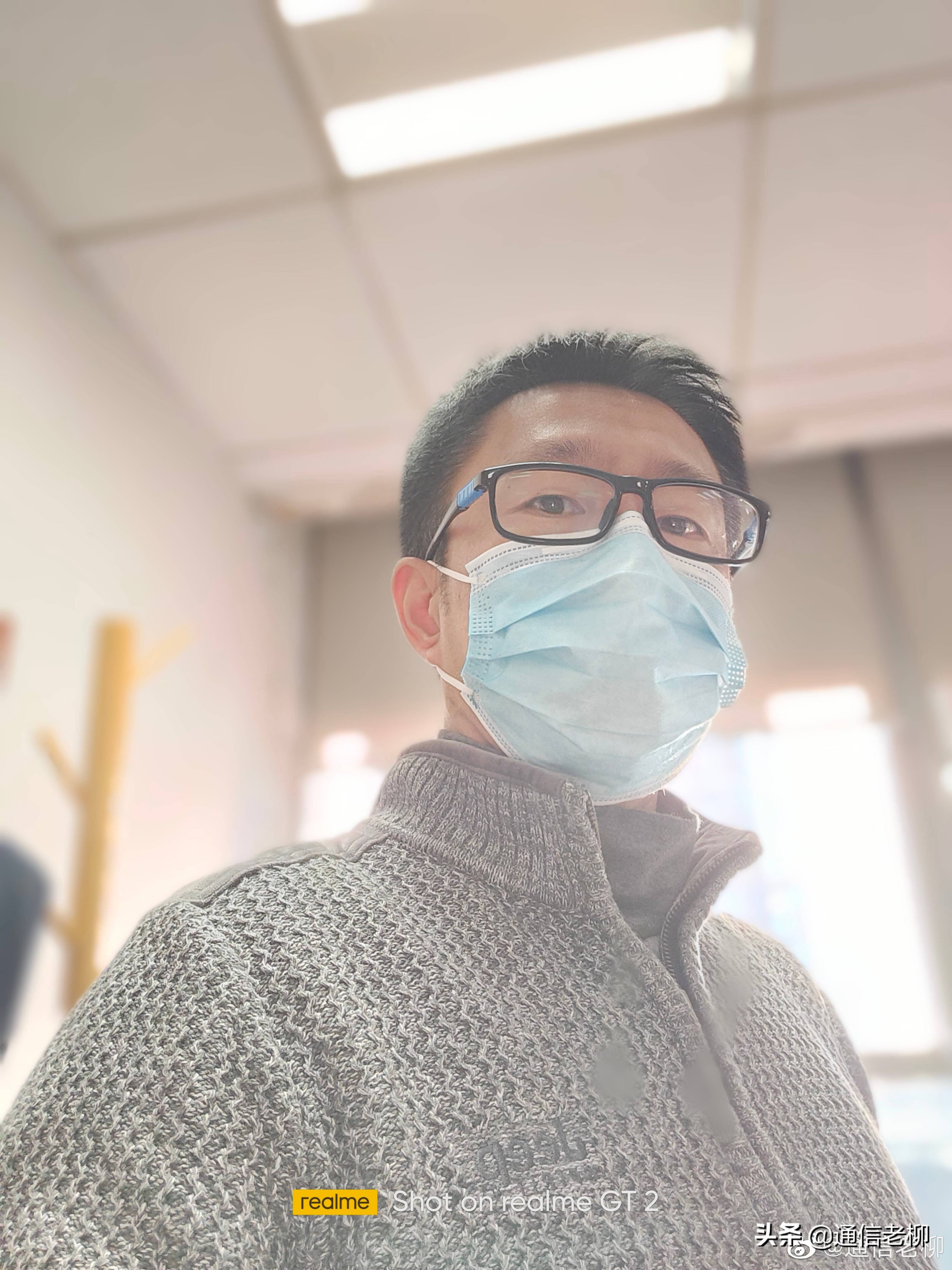 realme|真我GT2首评：性能和设计彰显“大师”风范，续航最强888直屏旗舰