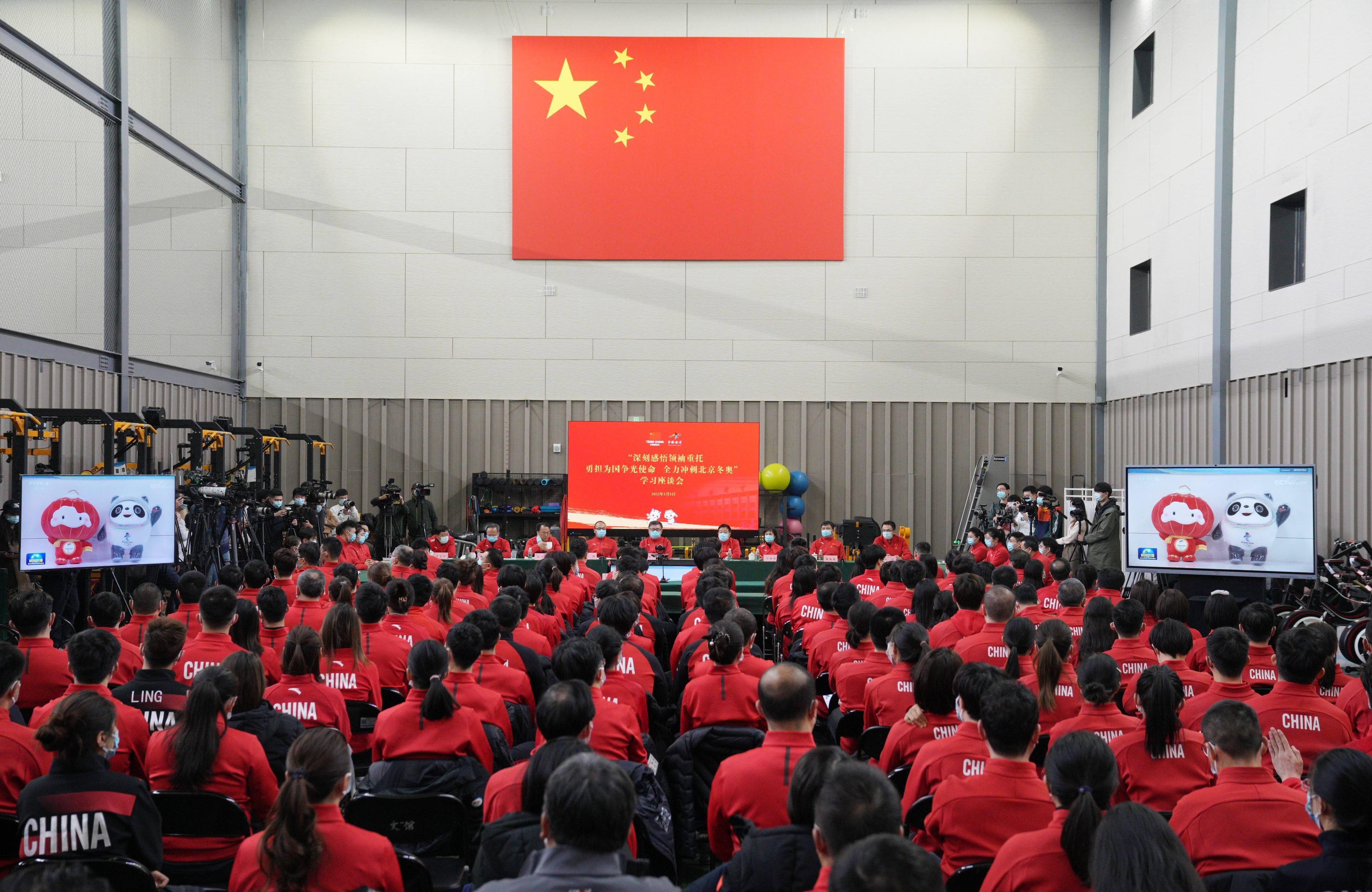 双人滑|探访首钢园区内四块冰训练基地，花滑与短道速滑哥俩好