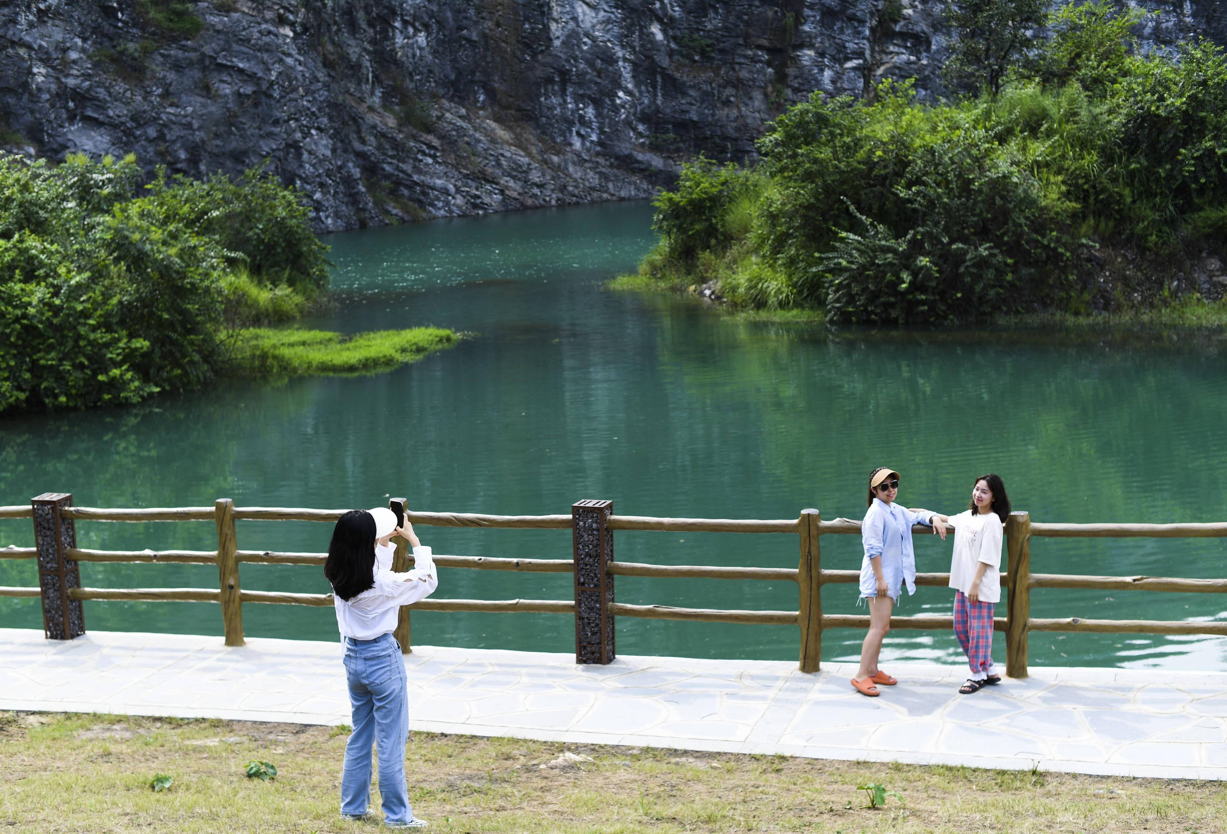 山清水秀曲谱_山清水秀头像(5)