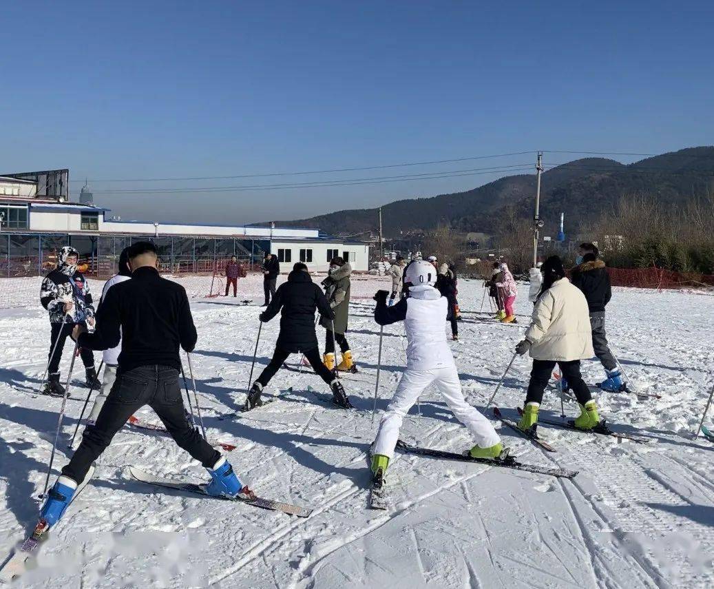 烟台塔山滑雪场图片