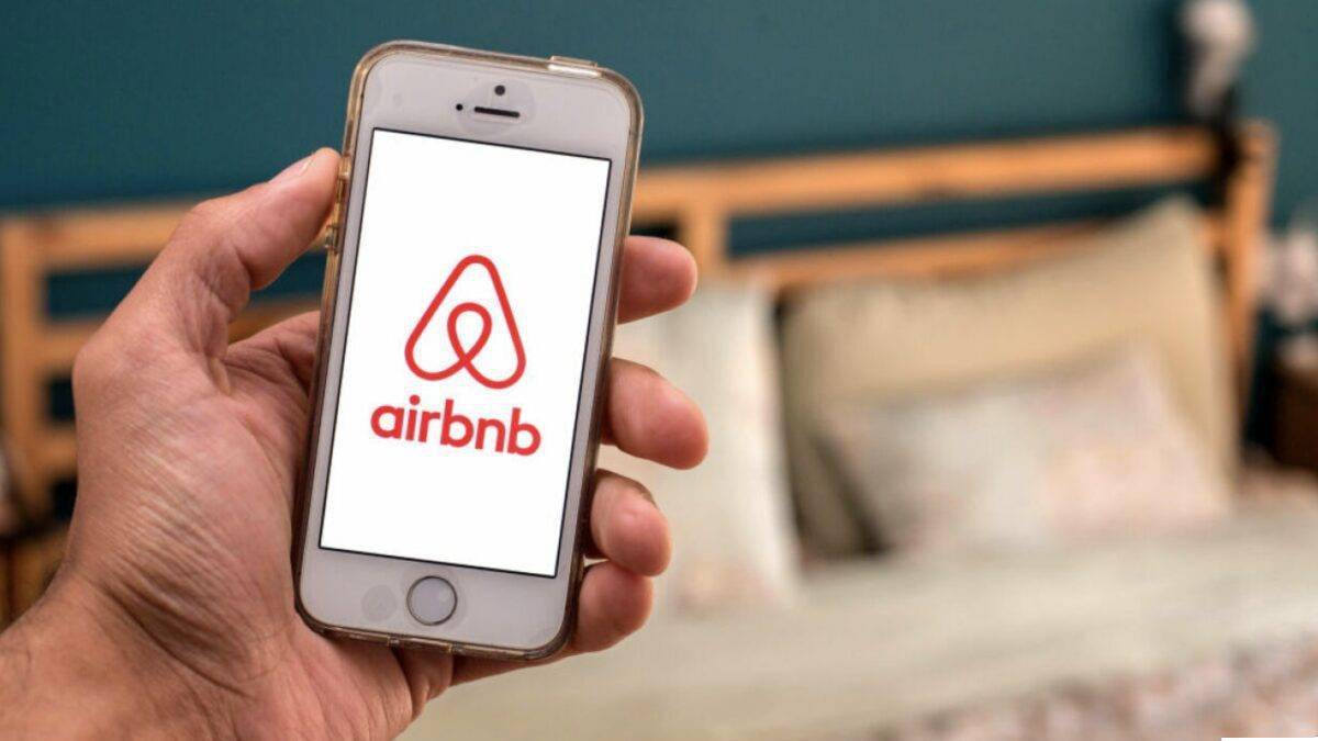 避免名字像非裔被拒,爱彼迎不让房东提前查看租客全名_airbnb_用户