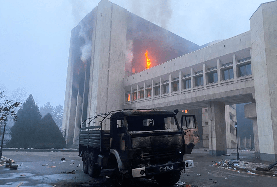 卢卡申科：不能放弃哈萨克斯坦，否则像乌克兰一样送美国当大礼！_搜狐网