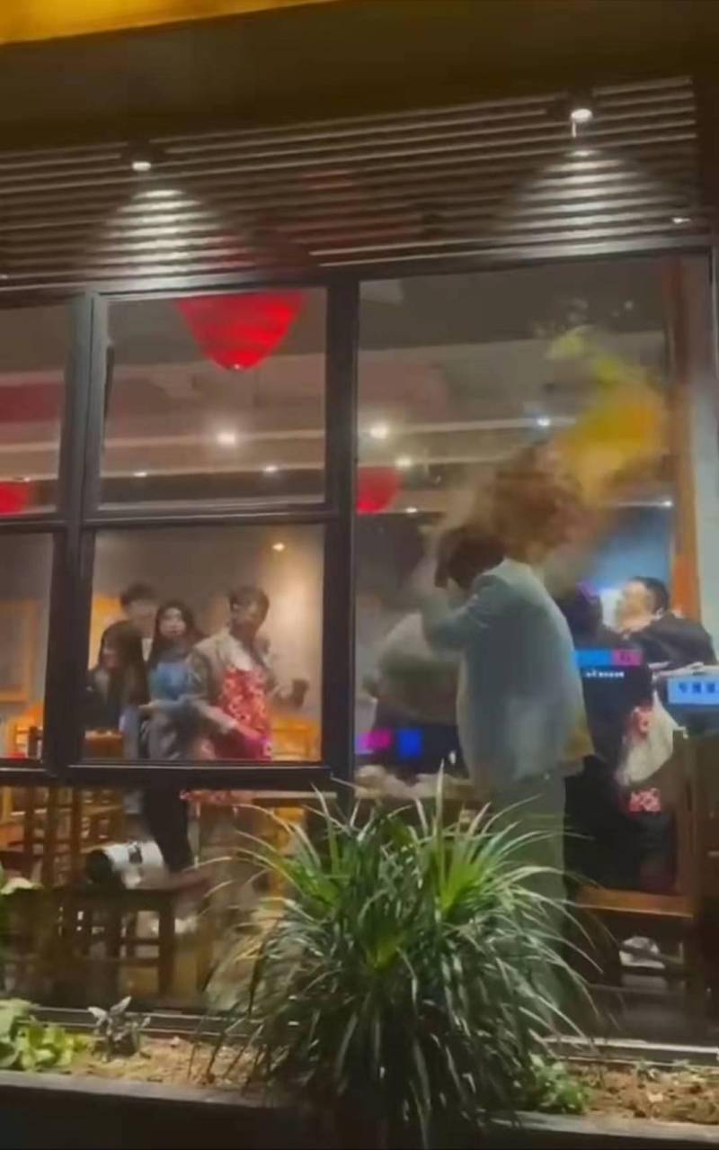 成都串串香排行_当前成都两居室人气排行榜公布,前三名引起关注(2)