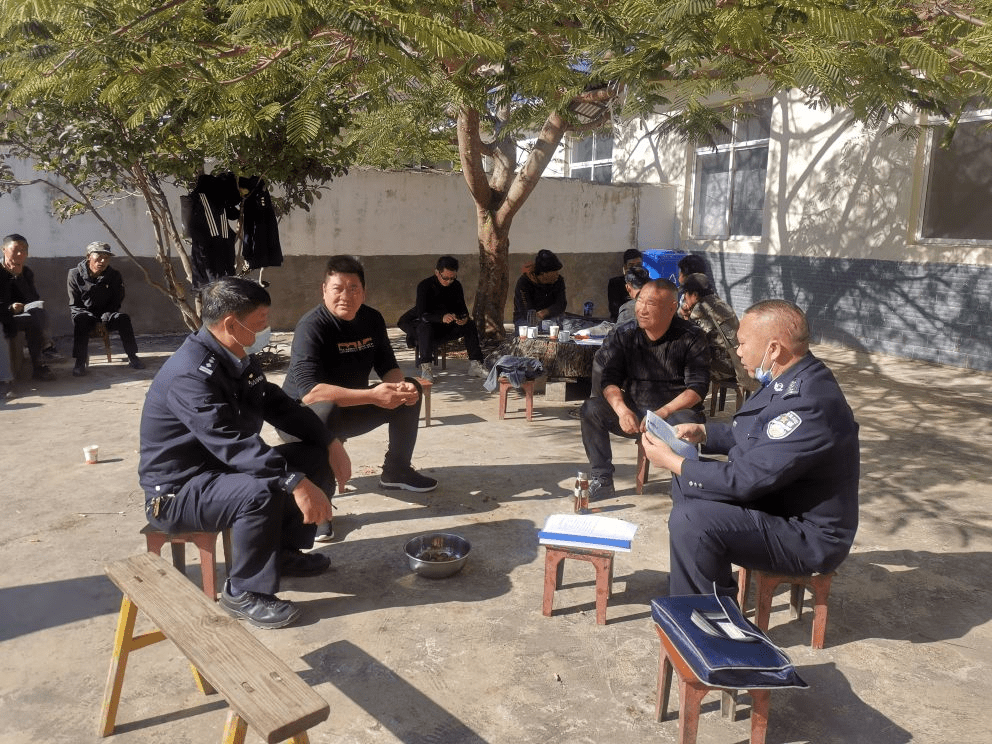岁末年初云县公安局爱华派出所强化社会面管控工作