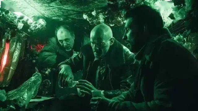 俄国|被封杀两次，刚解禁又拍出神片，牛X！